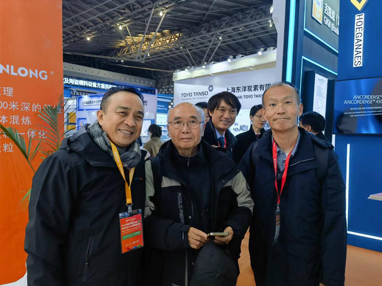 青岛亘易隆机械设备有限公司在上海展会上取得骄人业绩